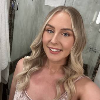 Hayleypseudoportretas