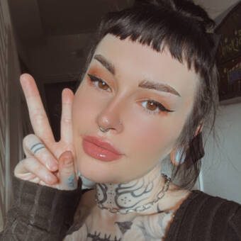 The avatar of Hannah