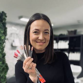 The avatar of Monika