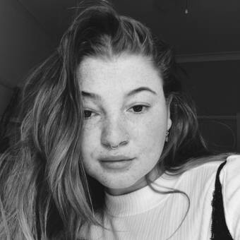 The avatar of Olivia