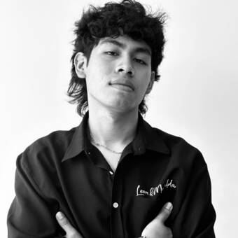 De avatar van •