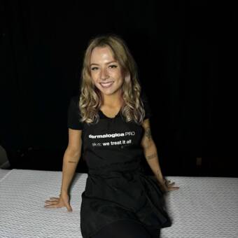 The avatar of Rebecca