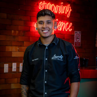 的化身 Felipe Ospina