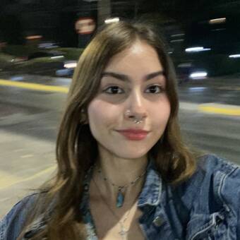 The avatar of Leonor