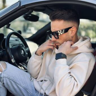 The avatar of Andrea