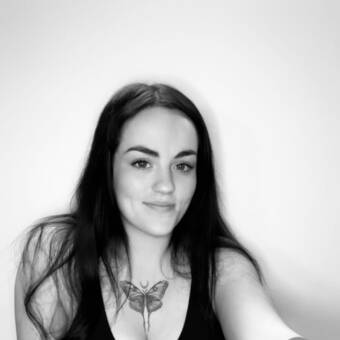 The avatar of Jazmin