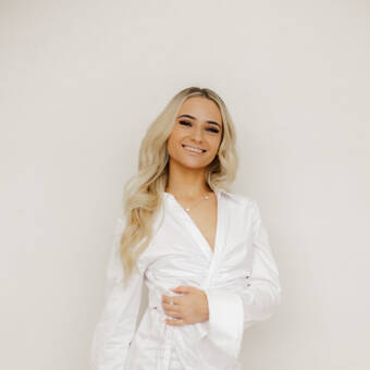 Το avatar του Charlize