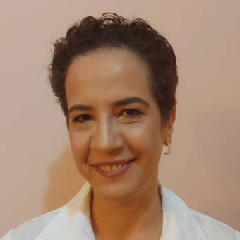 的化身 Luciana Cardoso