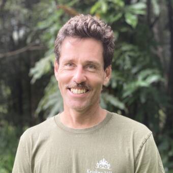 The avatar of Martin