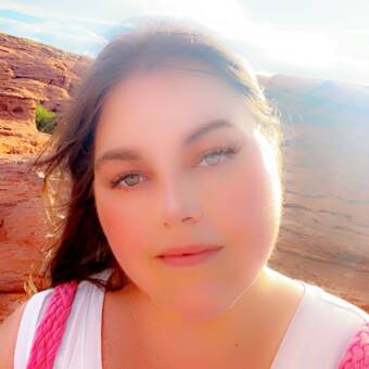 Avatar tillhörande April