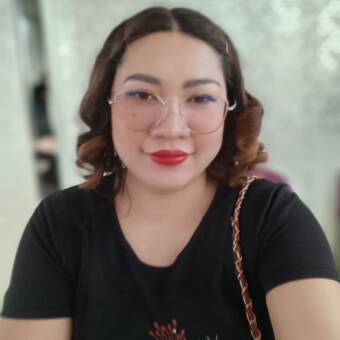 الصورة الرمزية لـ Pearl I بيرل