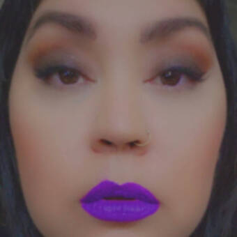 The avatar of April