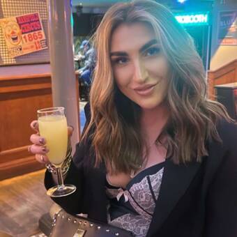 The avatar of Mollie