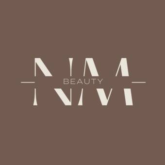 次のアバター： Niamh