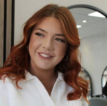 الصورة الرمزية لـ Chantelle