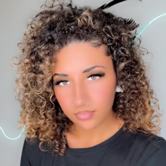 The avatar of Noemie