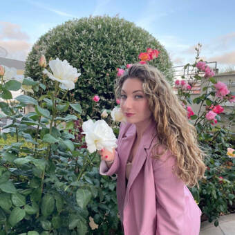 的化身 Виктория