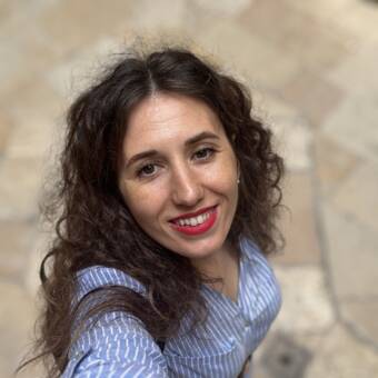 The avatar of Olga nails