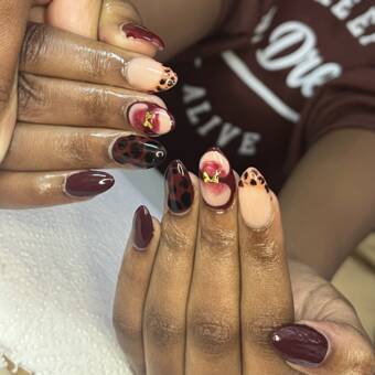 Awatar – MainlyNails