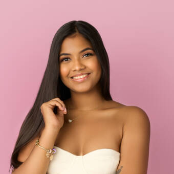 The avatar of Gladys maria