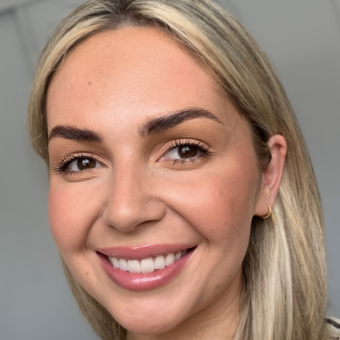 The avatar of Olivia