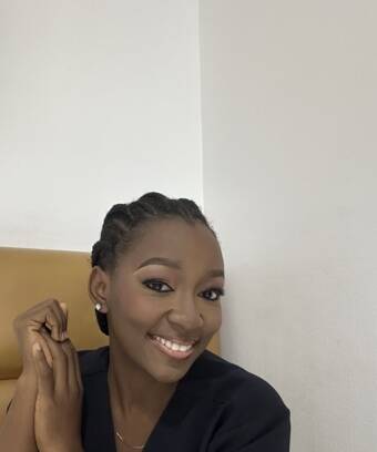 次のアバター： Tobiloba