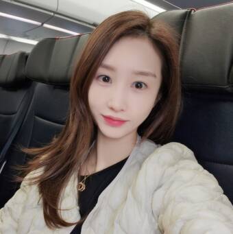 The avatar of Senior Stylist BELLA