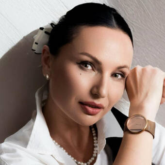 The avatar of Alyona