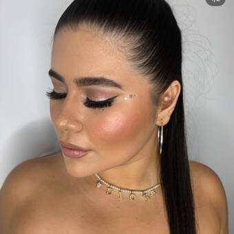 Raquelpseudoportretas