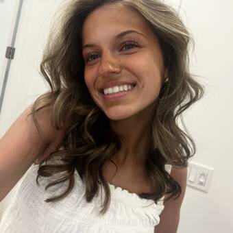 The avatar of Ellyana