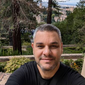 الصورة الرمزية لـ Miguel