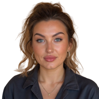 The avatar of Lauren