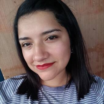 The avatar of Yanira