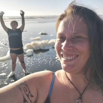 次のアバター： Caitlin