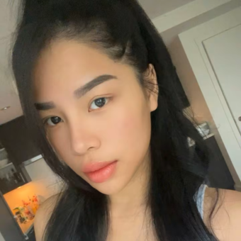 The avatar of Jennifer