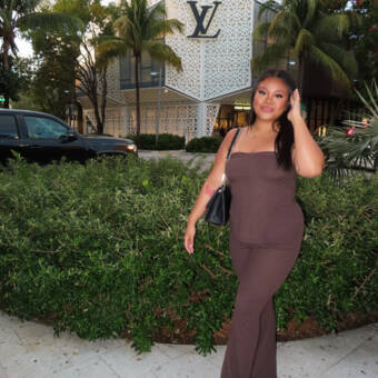 The avatar of Nicole