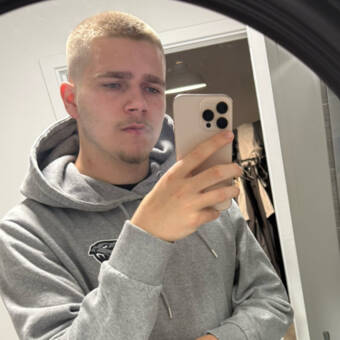 L'avatar appartenant à Lewis