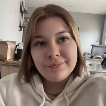 次のアバター： Marion