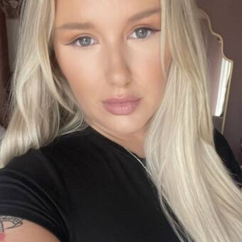 Henkilön Chloe avatar
