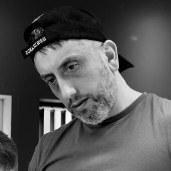 Barberharut的头像