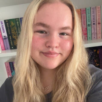 The avatar of Mollie