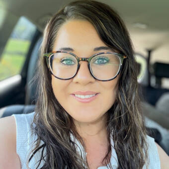 الصورة الرمزية لـ Lauren