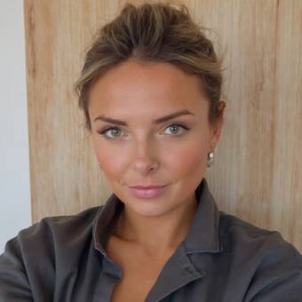 The avatar of Lindsey