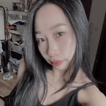 The avatar of Huong