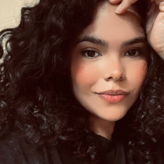 The avatar of María