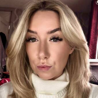 The avatar of Sarah-Jayne