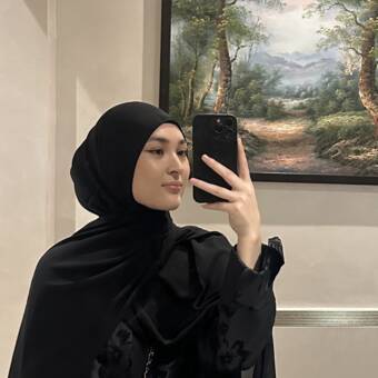 Avataren til Moza | موزا