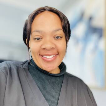 The avatar of Dimpho