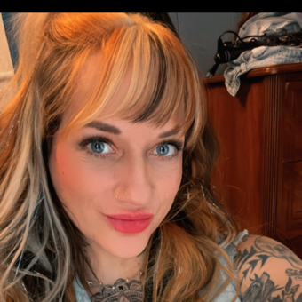 The avatar of Stephanie