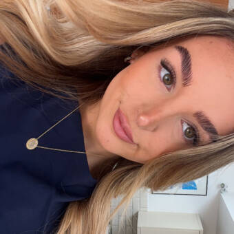 الصورة الرمزية لـ Alex